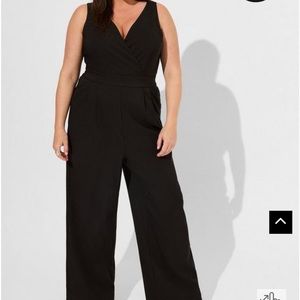 TORRID STUDIO REFINED CREPE SURPLICE JUMPSUIT DEEP BLACK SIZE 18